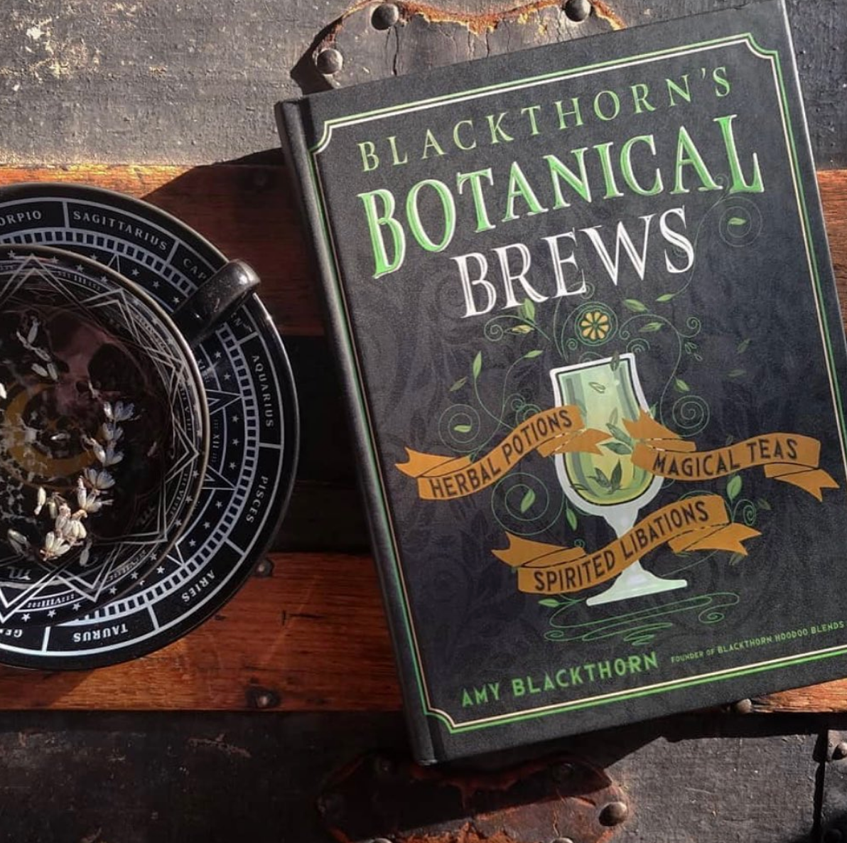 Blackthorn's Botanical Brews (Hardcover)